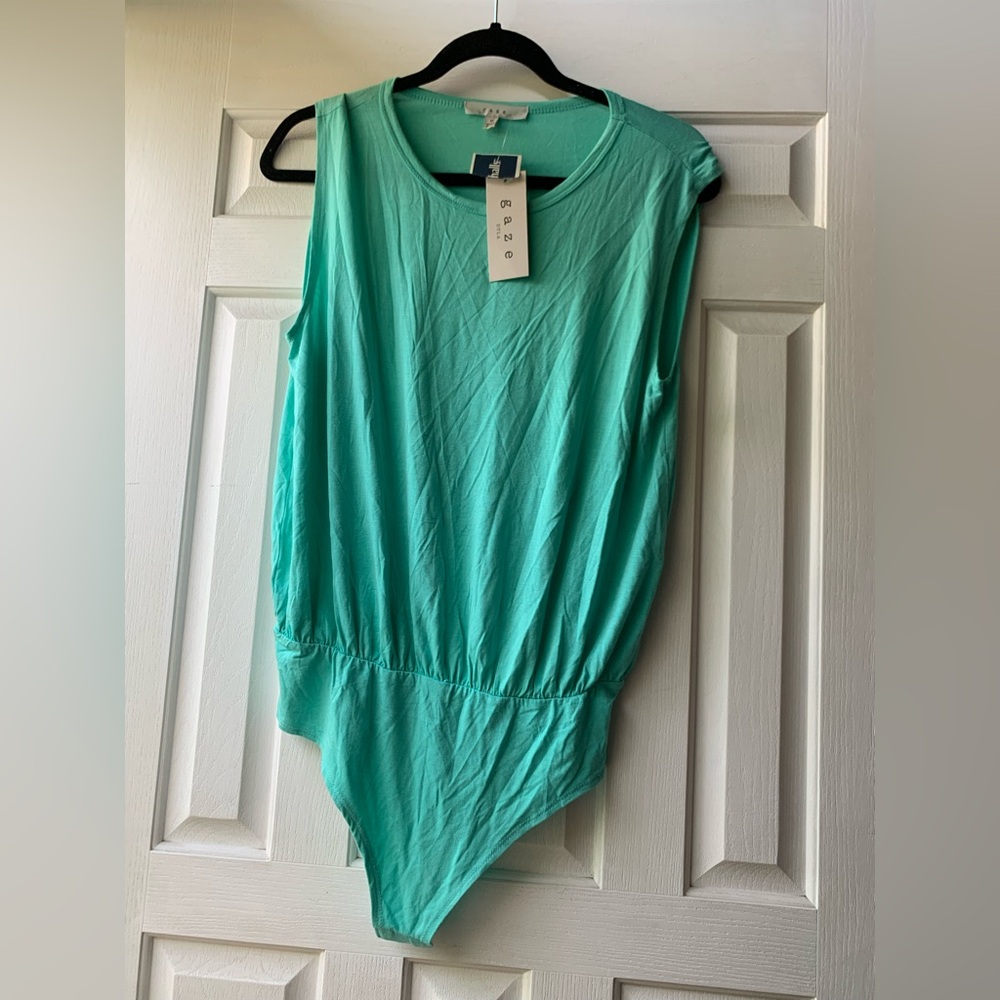 New Gaze bodysuit 
size M